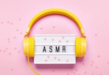 ASMR: Ψιθυρίζοντας για ανακούφιση από το στρες asmr-psithyrizontas-gia-anakoufisi-apo-to-stres